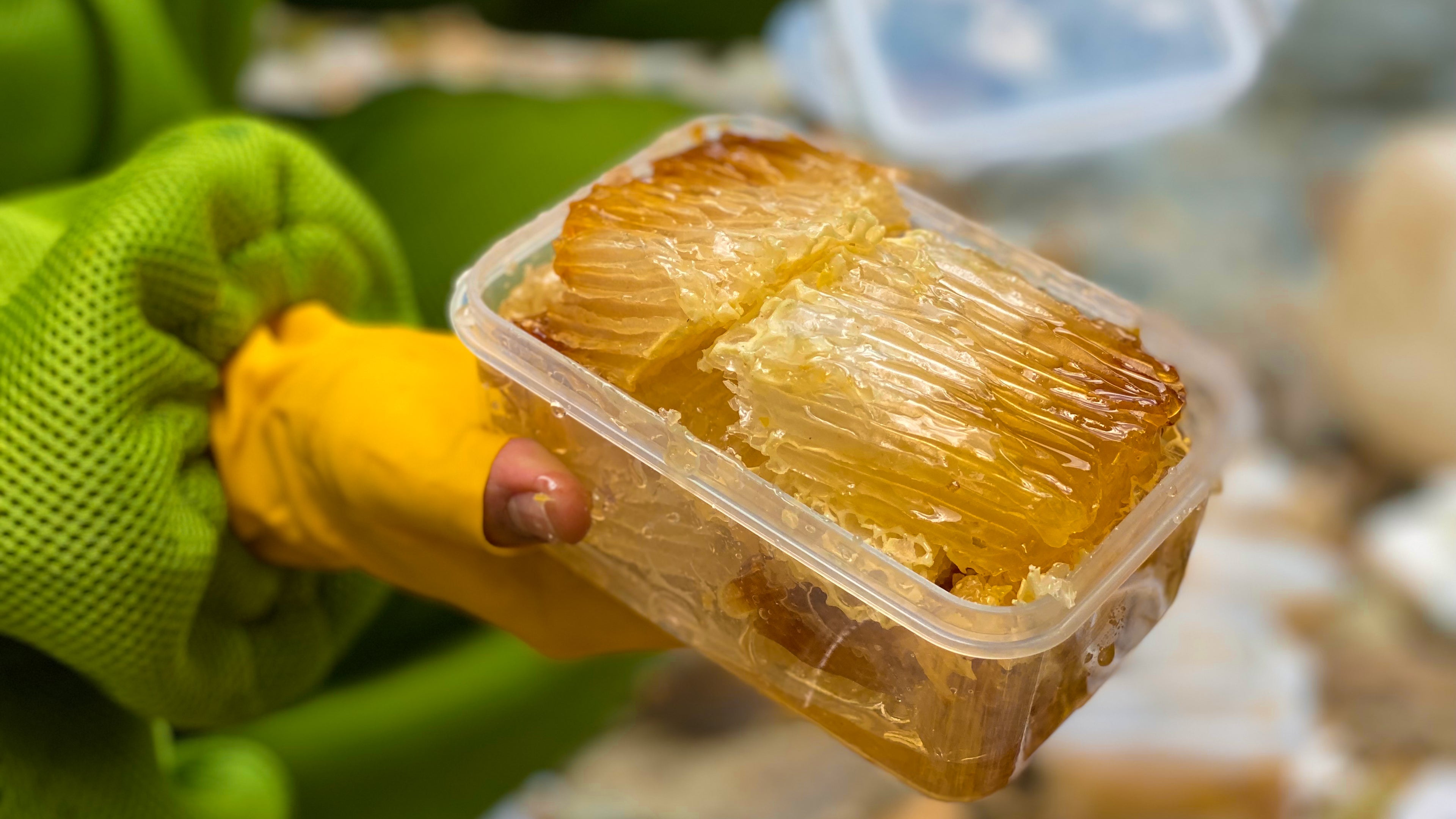 Cliff Honeyslider_item_3tMkXX